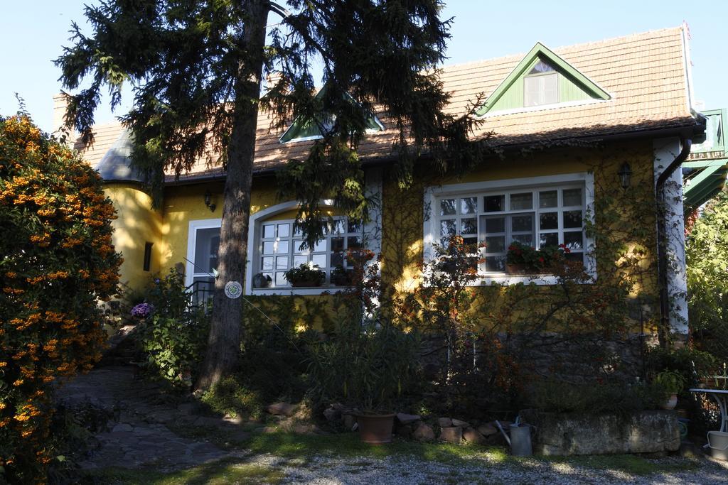 Villa-Magdi Vendeghaz Révfülöp Eksteriør billede